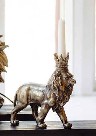 Lysestake Løvenes Konge 21x7x23cm