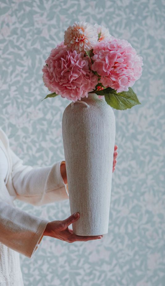 Dekorativ Vase Thalia 43cm hvit På lager igjen i august 2026