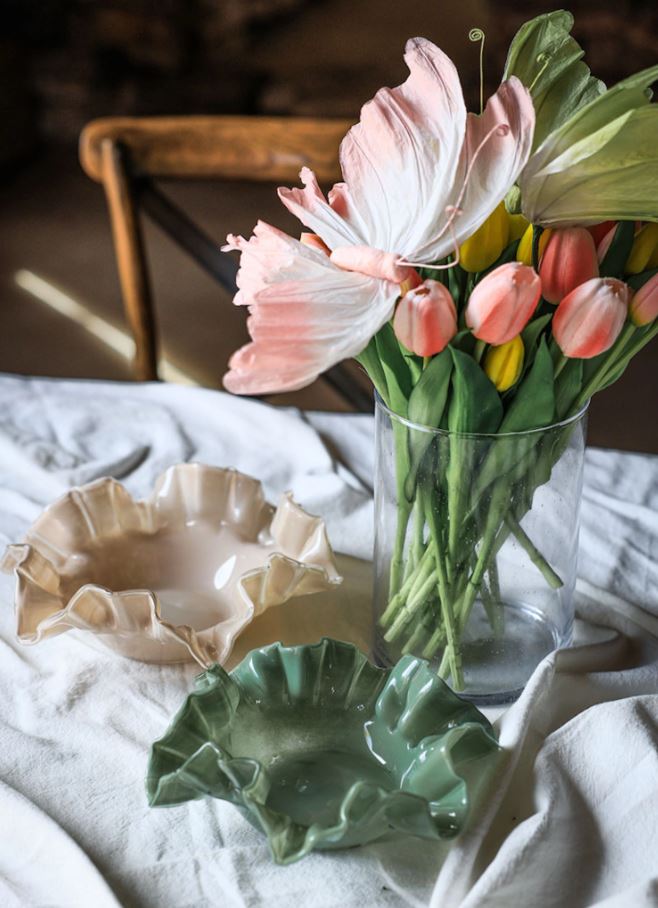 Dekorativ Skål Blomsterblad Grønn Ø25 cm