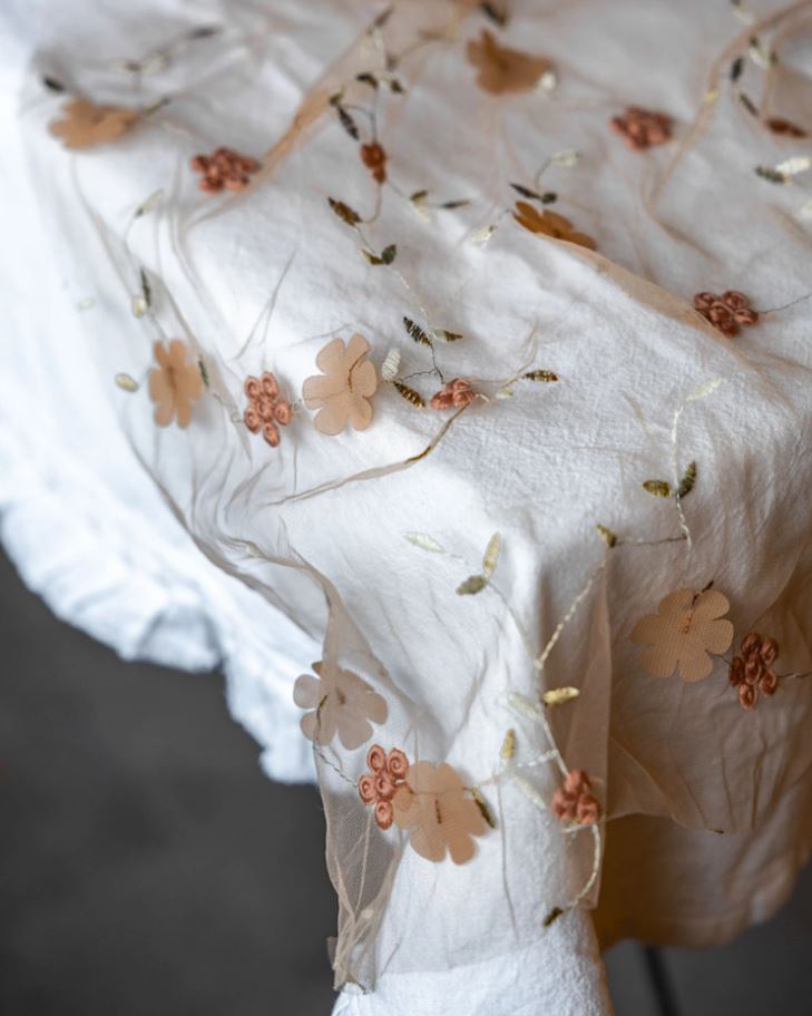 Dekorasjon Løper Broderte Blomster 250 cm brun/hvit