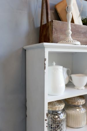 Veggskap med dør og hyller H61/L56/B19 cm creme