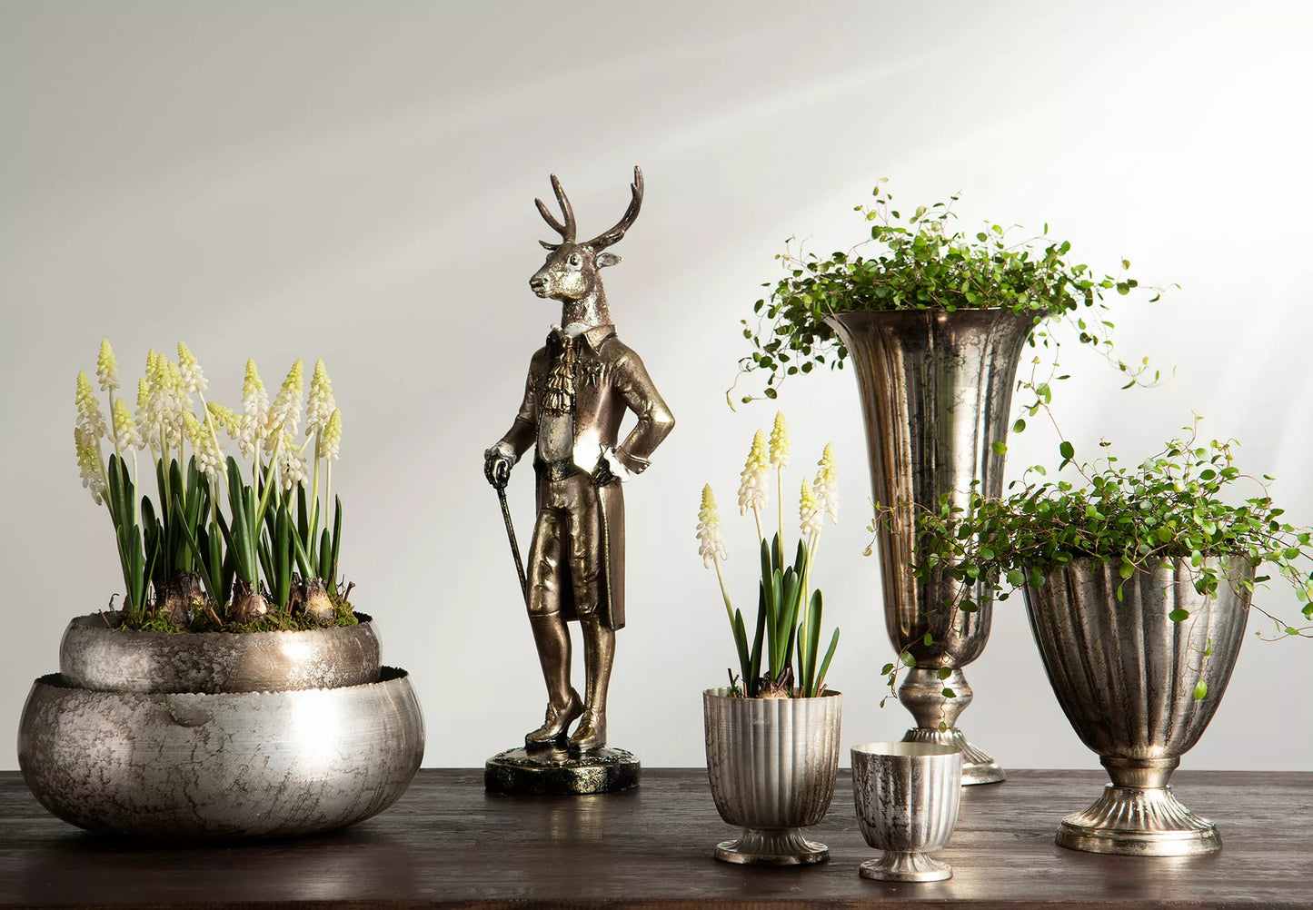 Innendørs Julepynt Dekorasjon Statue Hjort Mørkt Gull Poly 16x14x54cm