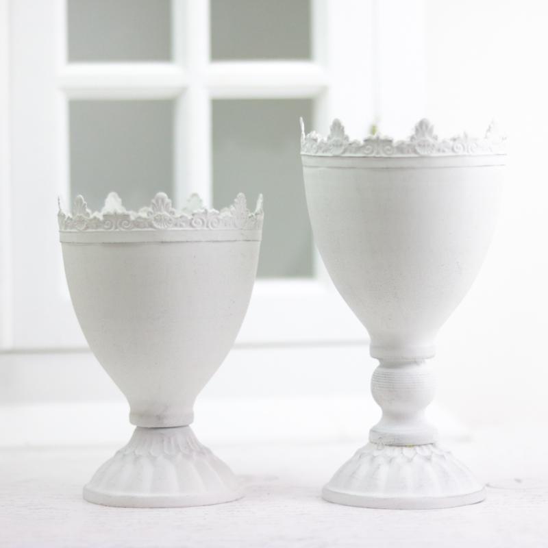 Blomsterpotte Blomsterkrukke krone 18,5 cm Antikkhvit