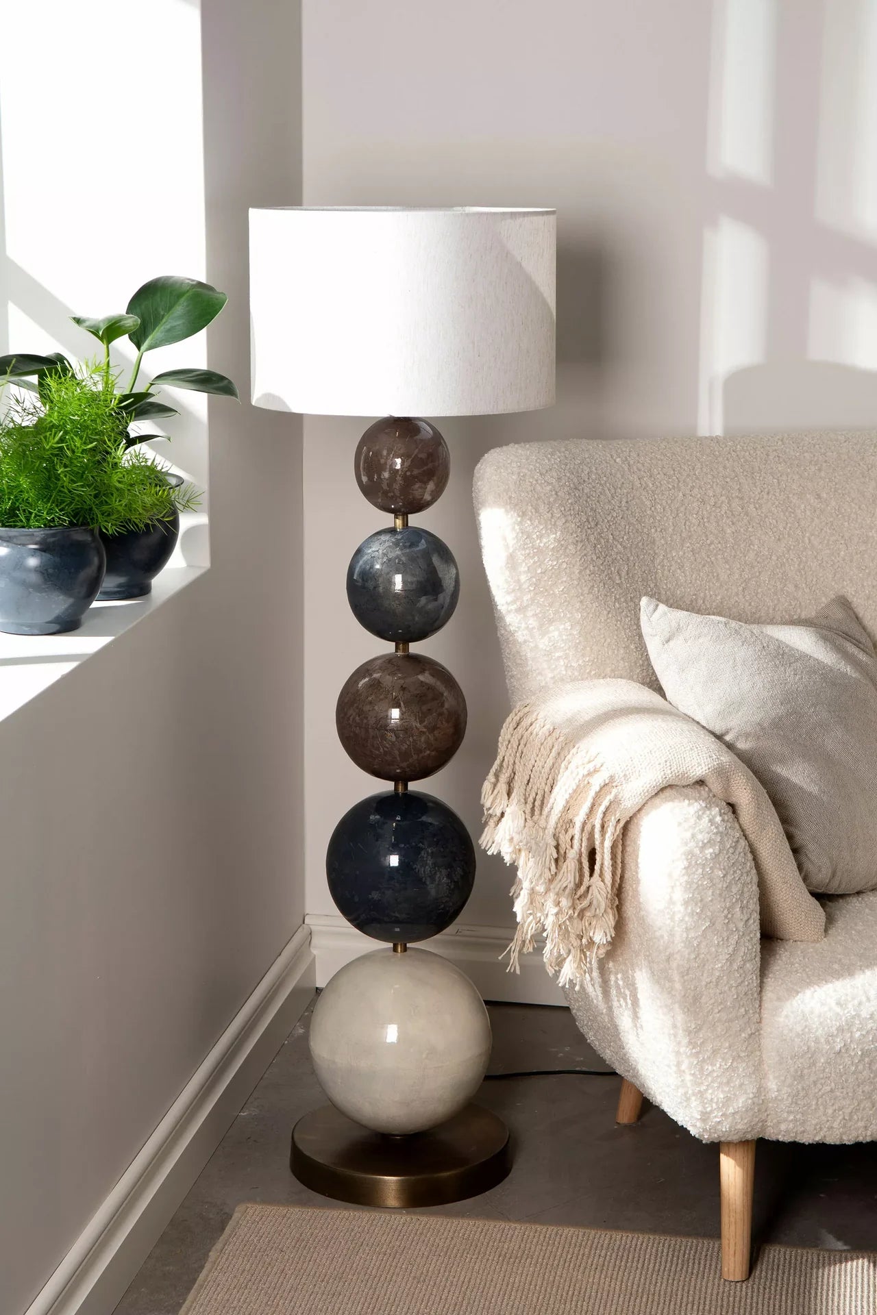 Bordslampa Lampfot Multi Stone 5 Ø30x112cm I lager: Vecka 25