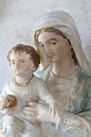 Dekorasjon Madonna H57/L19/B19 cm opal