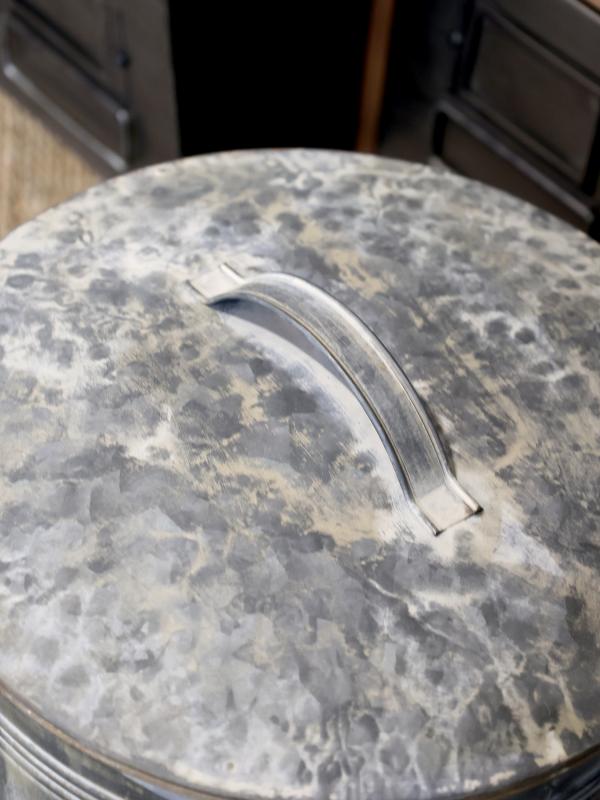 Dekorativ Kanne Bøtte med lokk 2-pakk antikk sink H49/D36 cm
