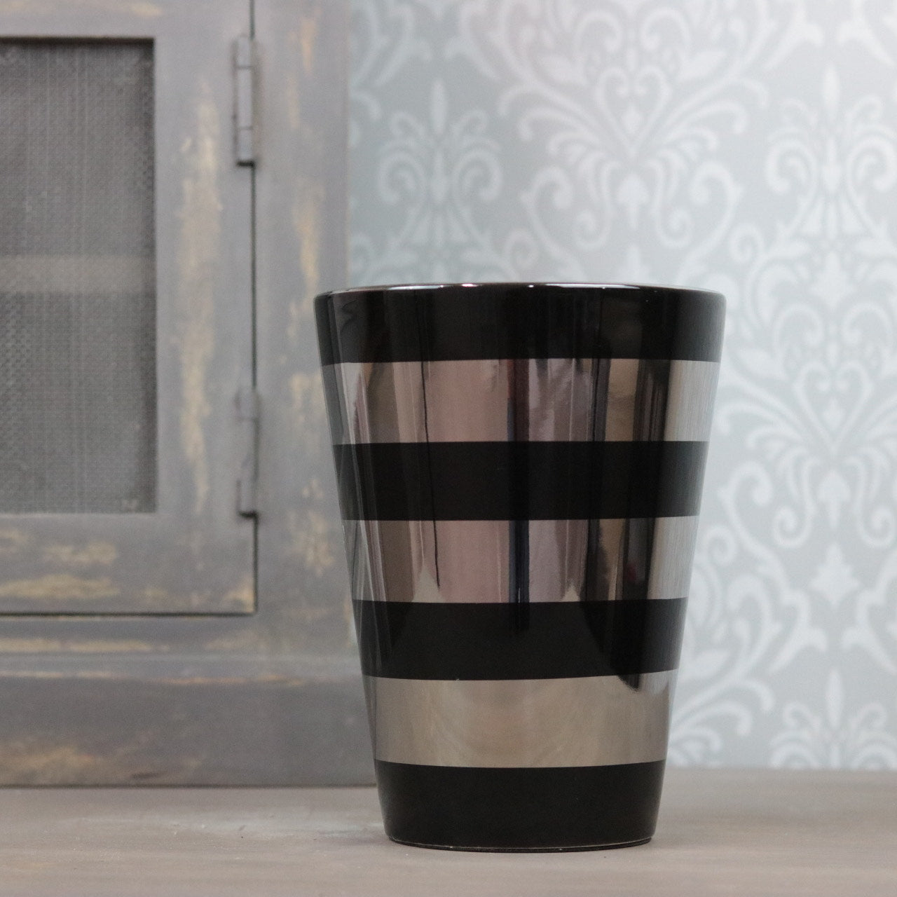 Krukke Innendørs med striper Luksus 18 cm sort / sølv
