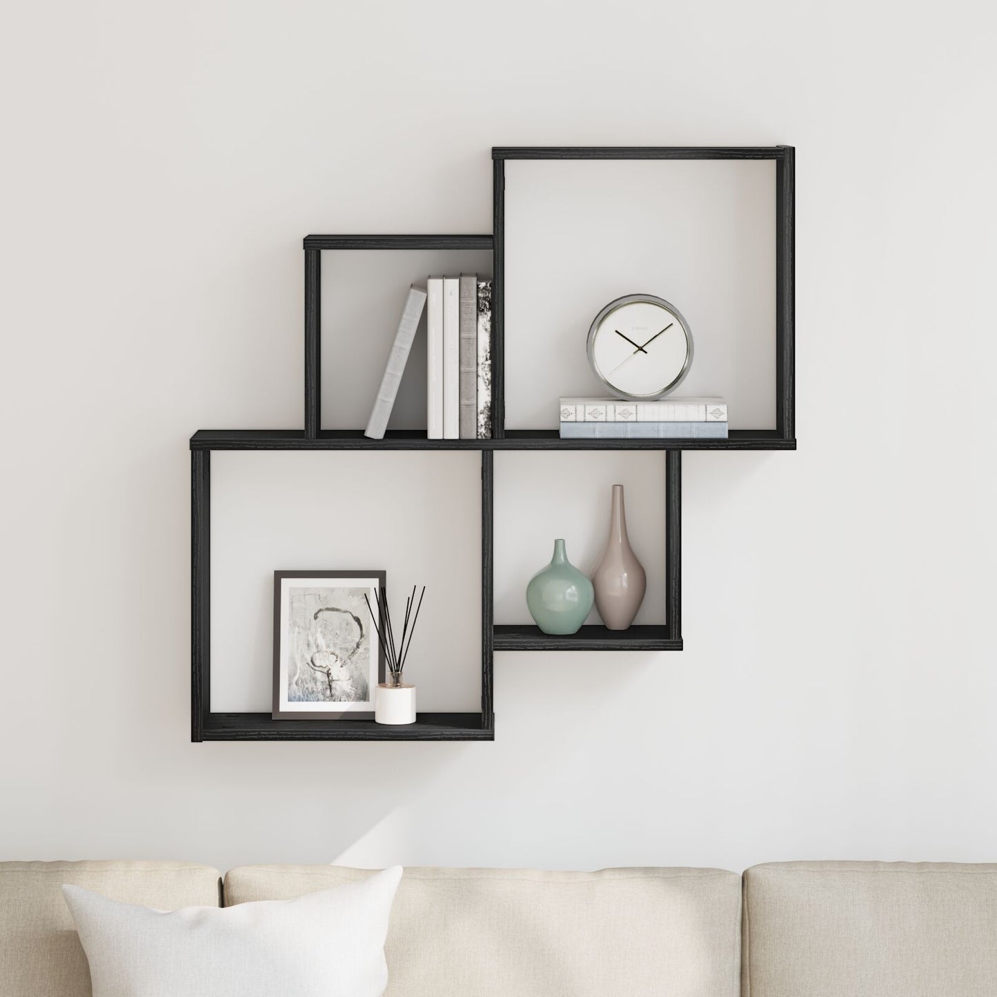 Veggskap i svart eik 80x15x78,5 cm av konstruert tre