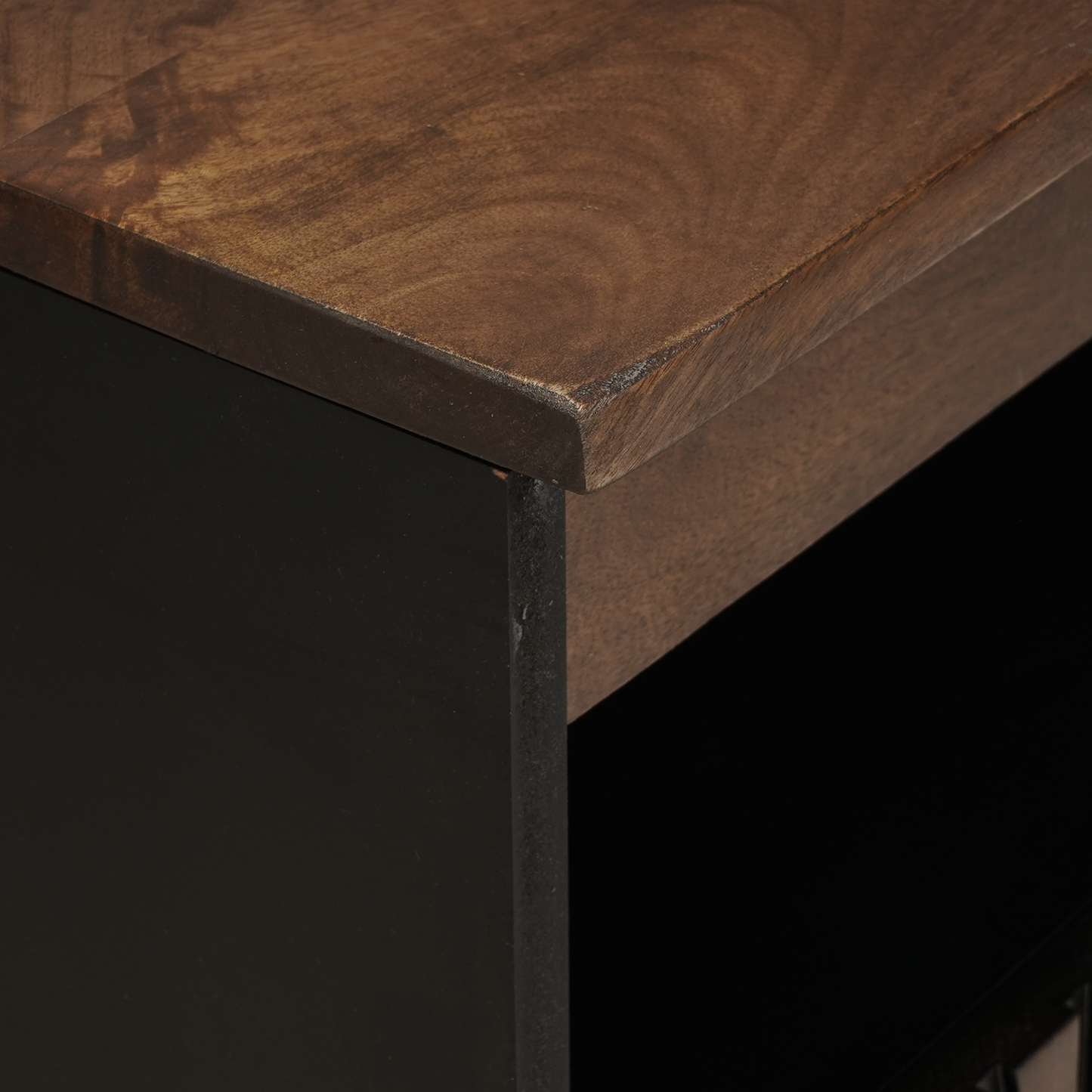 Skjenk Tre 60x33.5x75 cm solid Tre