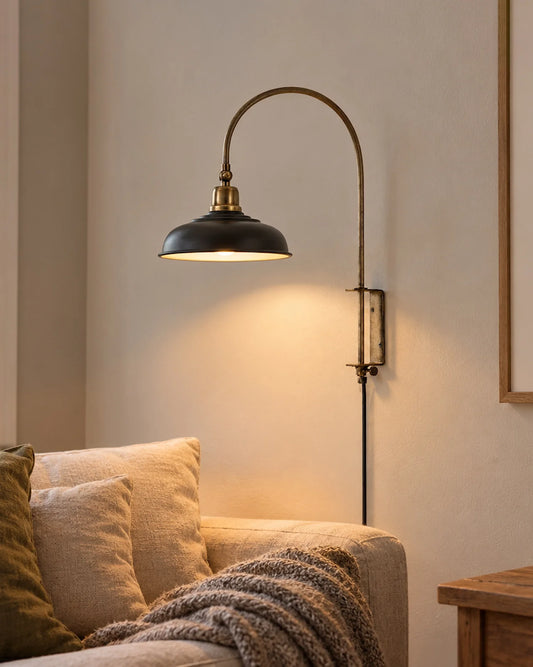 Vegglampe Noa Sort 20x24 48cm