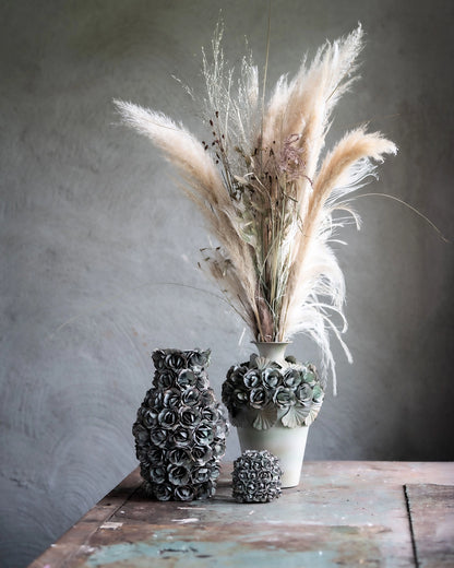 Dekorativ Vase Ofelia Blomstrande Grønn Ø20x30cm Metall På lager: Uke 42