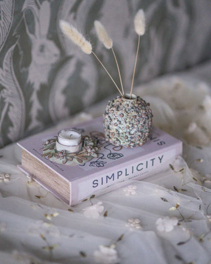 Lysestaker 2-pakning Floral Green Ø10 cm På lager Mars 2026