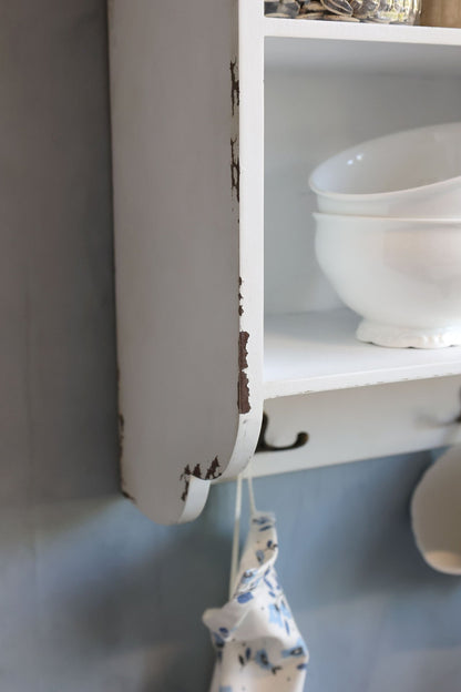 Veggskap m. 1 dør og 3 hyller H61/L56/B19 cm antikk krem