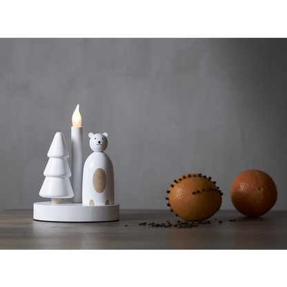 Adventslysestake Isbjørn og gran 16x10x21 cm