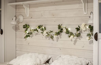 Div. belysning Lyslenke roser og blader 200 cm