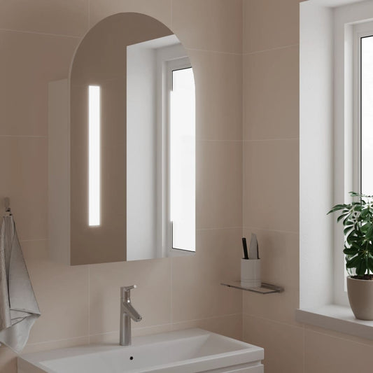 Baderomsspeilskap med LED-lys buet Hvit 42x13x70 cm