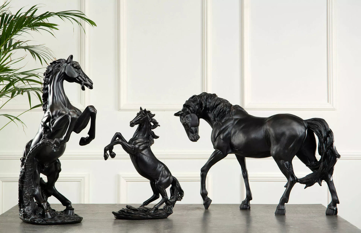 Dekorasjon Dyr Hest Svart Brun 44 cm