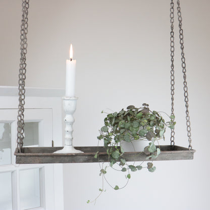 Hengende hylle med lav kant - antikkgrå